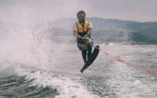 ウォータースキー