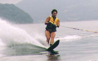 ウォータースキー
